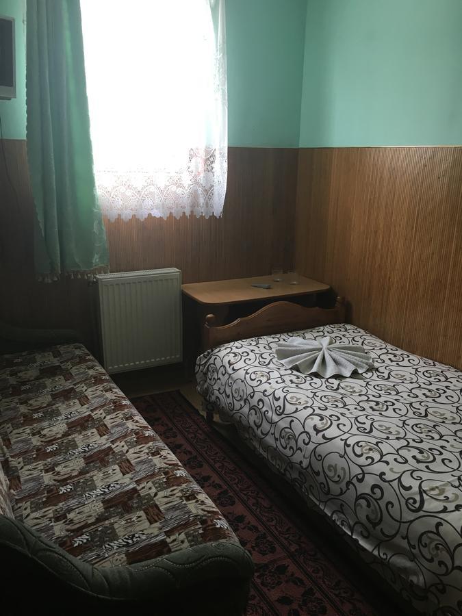 Садиба Достаток Hotel Kolomyia Luaran gambar